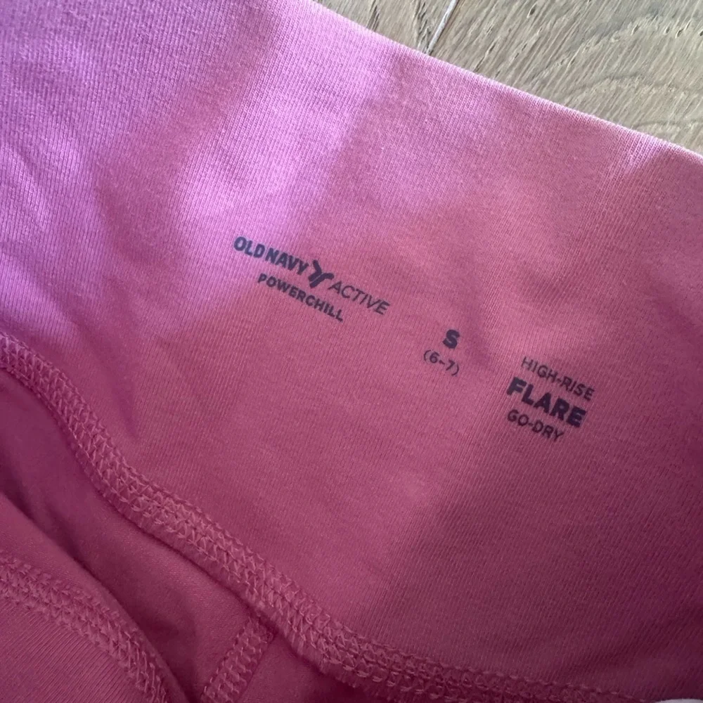 Old Navy Active High Rise Flare Pant Pink Small